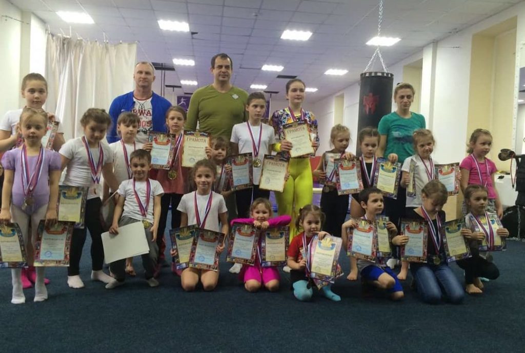 Соревнования по гимнастике